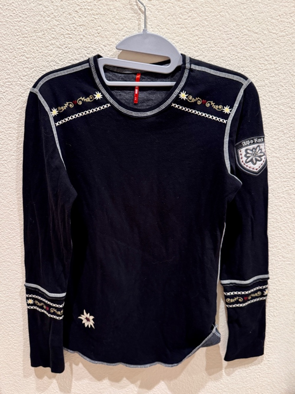 Alp N Rock crew neck apres ski Black Long Sleeve Henley Top Floral Embroidery